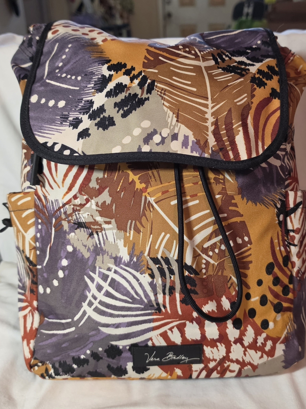 Vera Bradley Daytripper in Painted Feathers